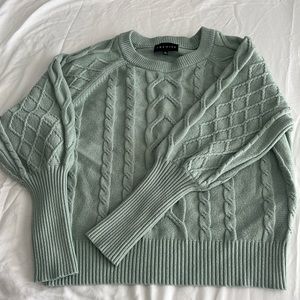 minty green sweater medium